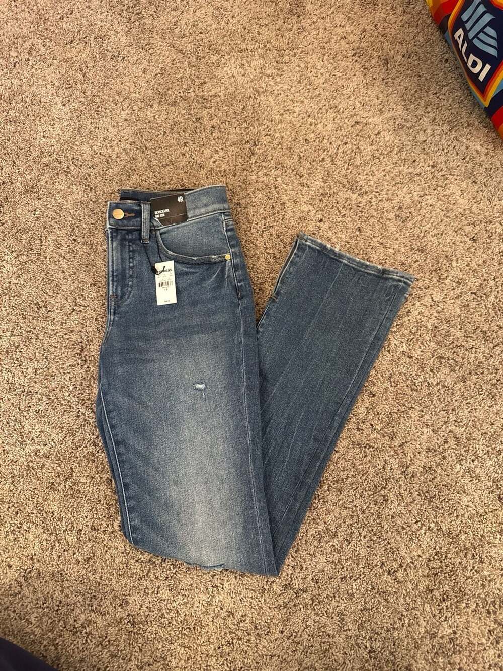 Express Skyscraper Mid Rise Raw Hem Ankle Slit Jeans Size 4R